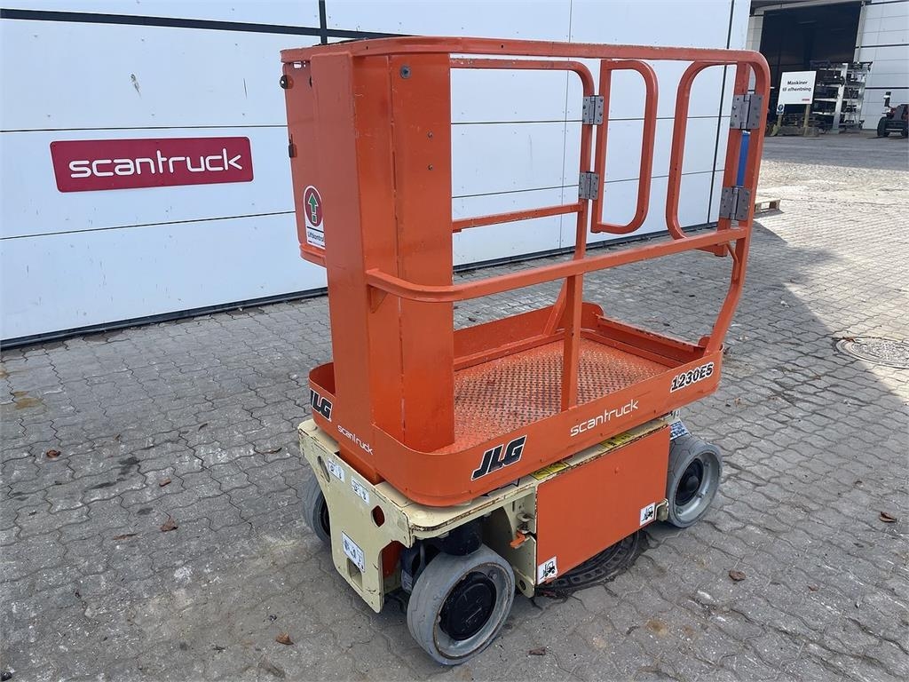 Nacelle à mât vertical JLG 1230ES — occasion 2020, 376 h