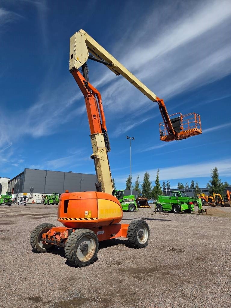 JLG 600 AJ