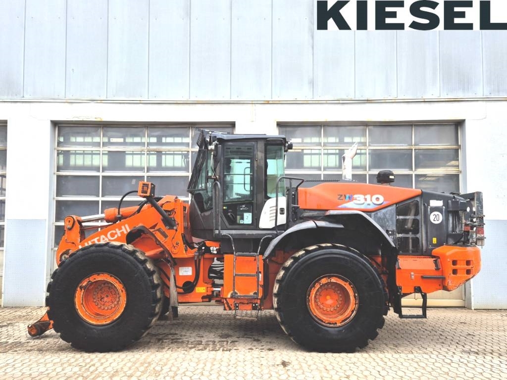 Chargeuse sur pneus Hitachi ZW 310-6 — occasion 2017, 11 985 h