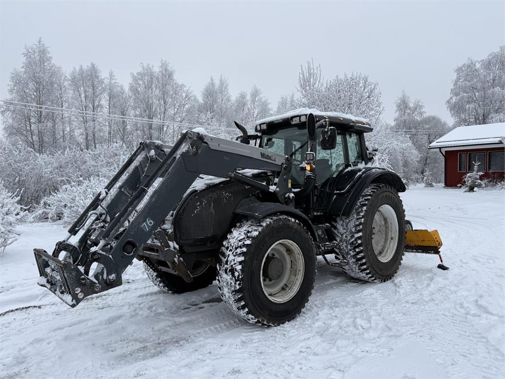 John Deere 6130R tracteur