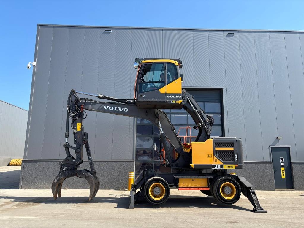 Pelle de manutention Volvo EW 160 E — occasion 2016, 2 533 h