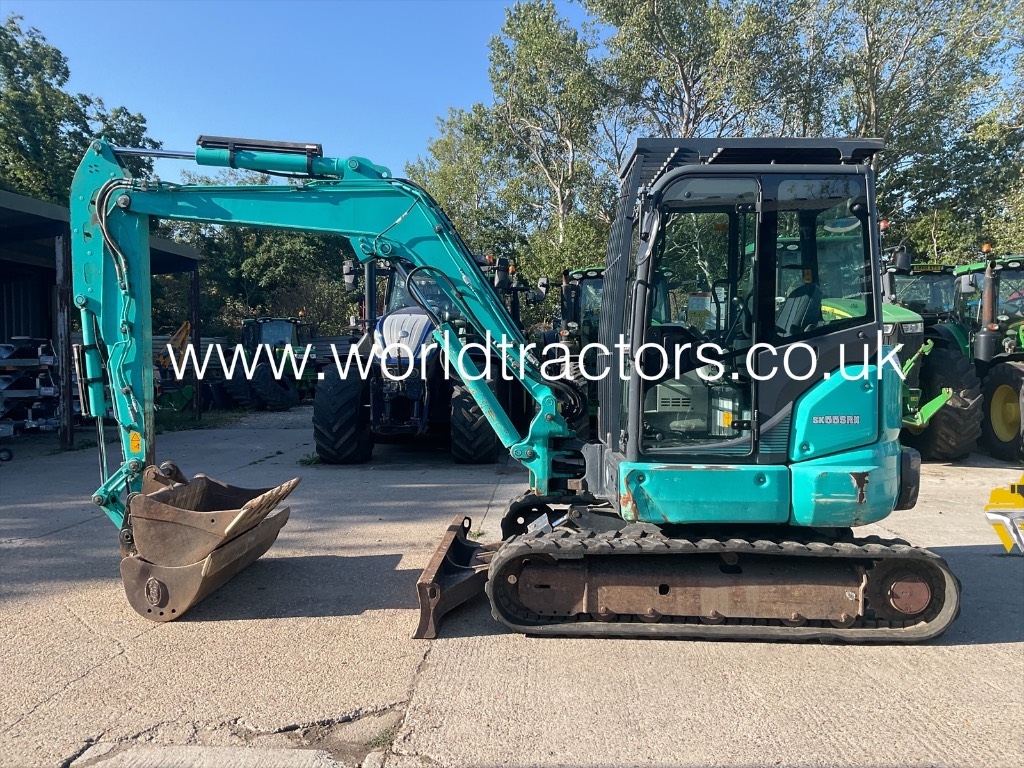 Mini-pelle Kobelco SK 55 SRX — occasion 2019, 2 796 h