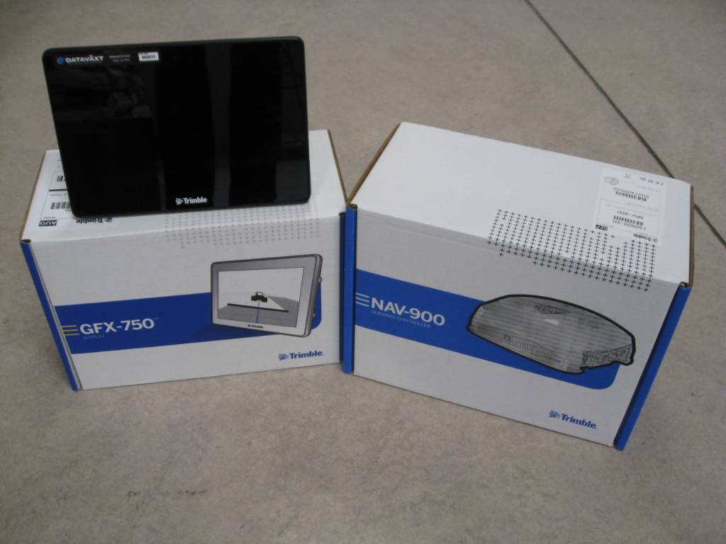 Trimble GFX-750&EZ-PILOT