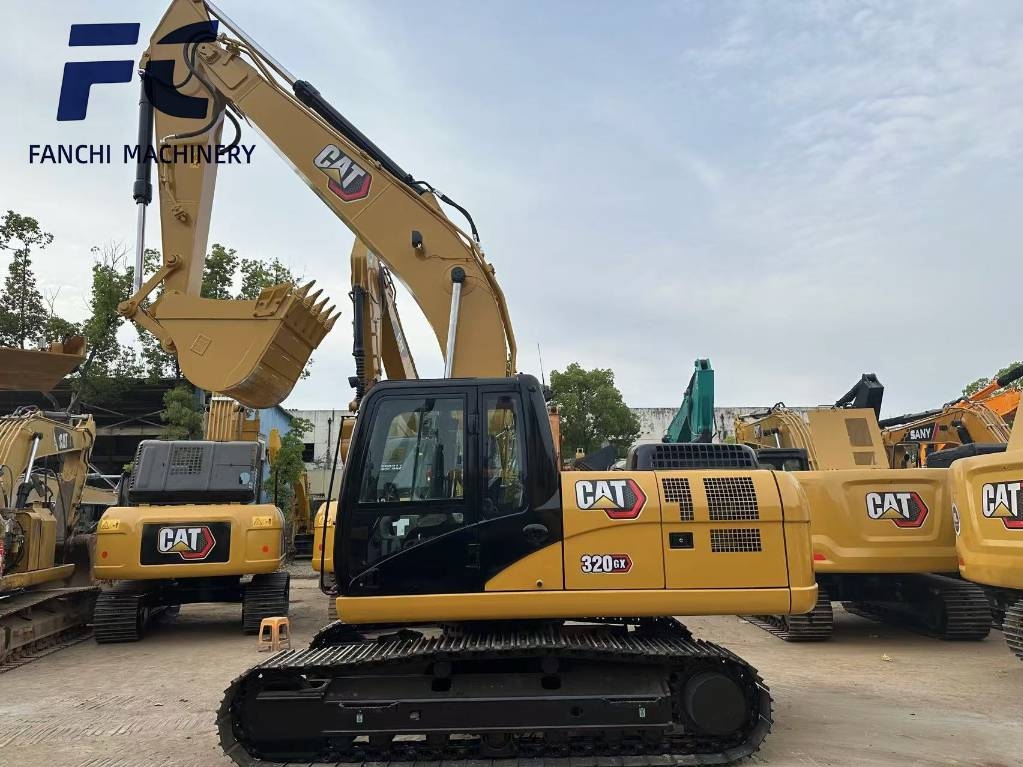 Pelle sur chenilles Caterpillar 320GX — occasion 2024, 400 h
