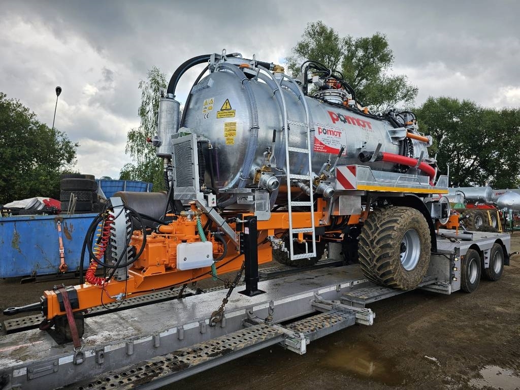 Pomot Pomot T544/3 - 8000L with suction arm