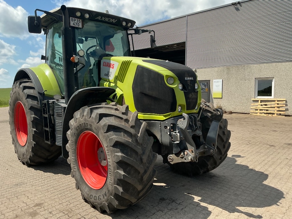 CLAAS Axion 830 CIS