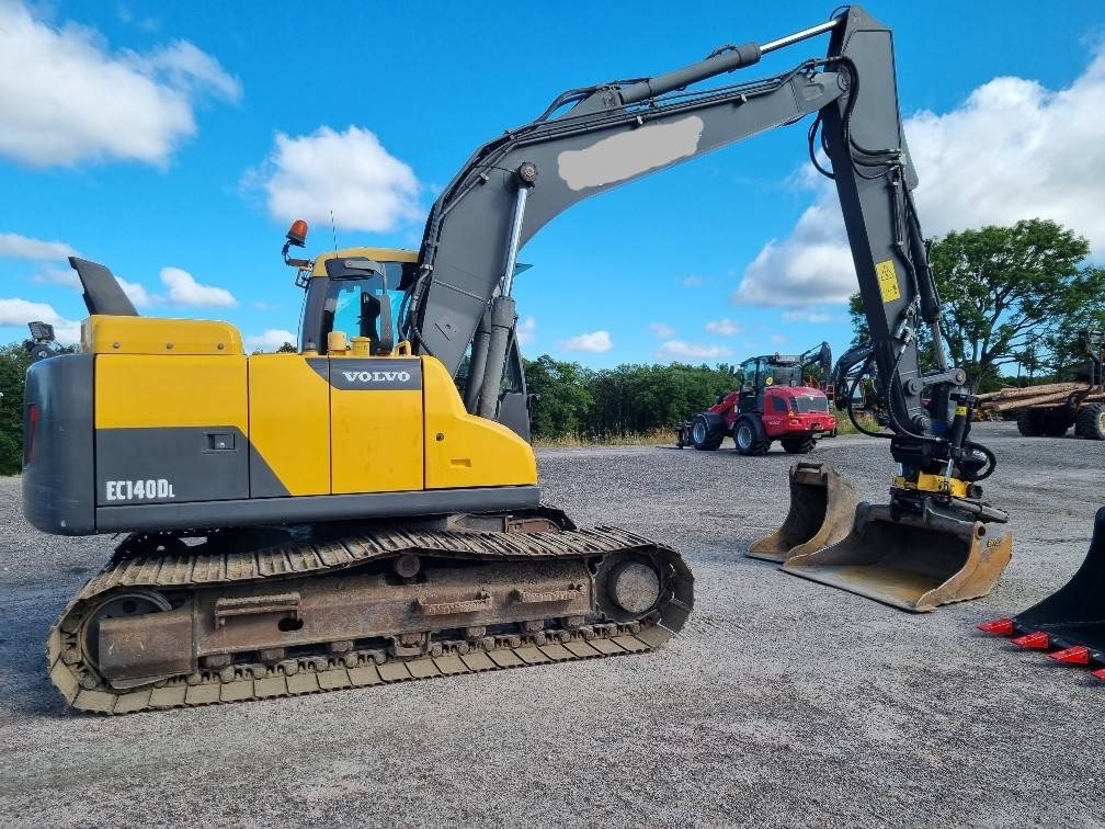 Pelle sur chenilles Volvo EC 140 D — occasion 2013, 14 700 h