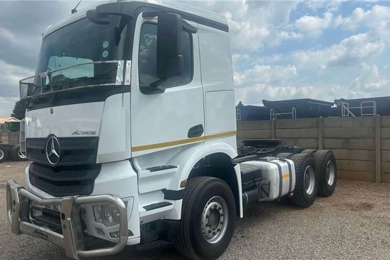 Mercedes-Benz Actros 3345 6x4 T/T