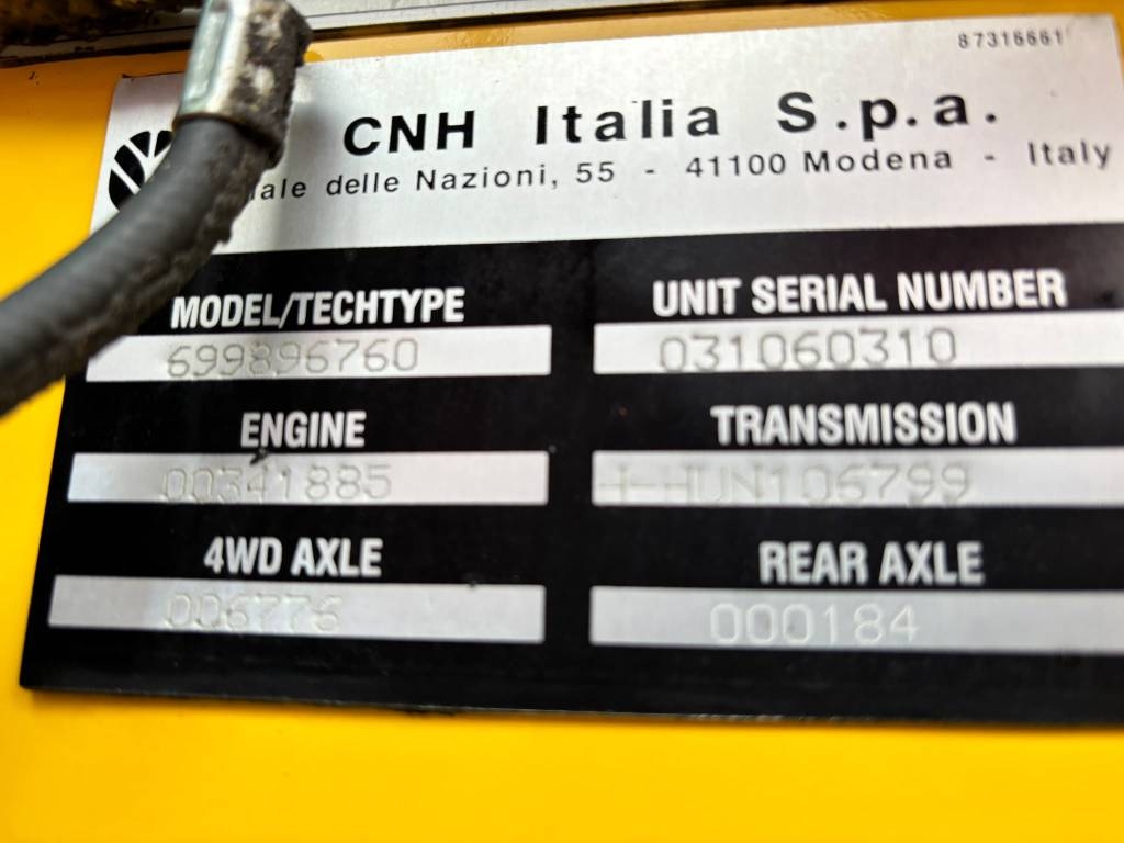 New Holland LB 115 B-4 PS/ Tilter, 2 buckets, Hyd tines kuva 15