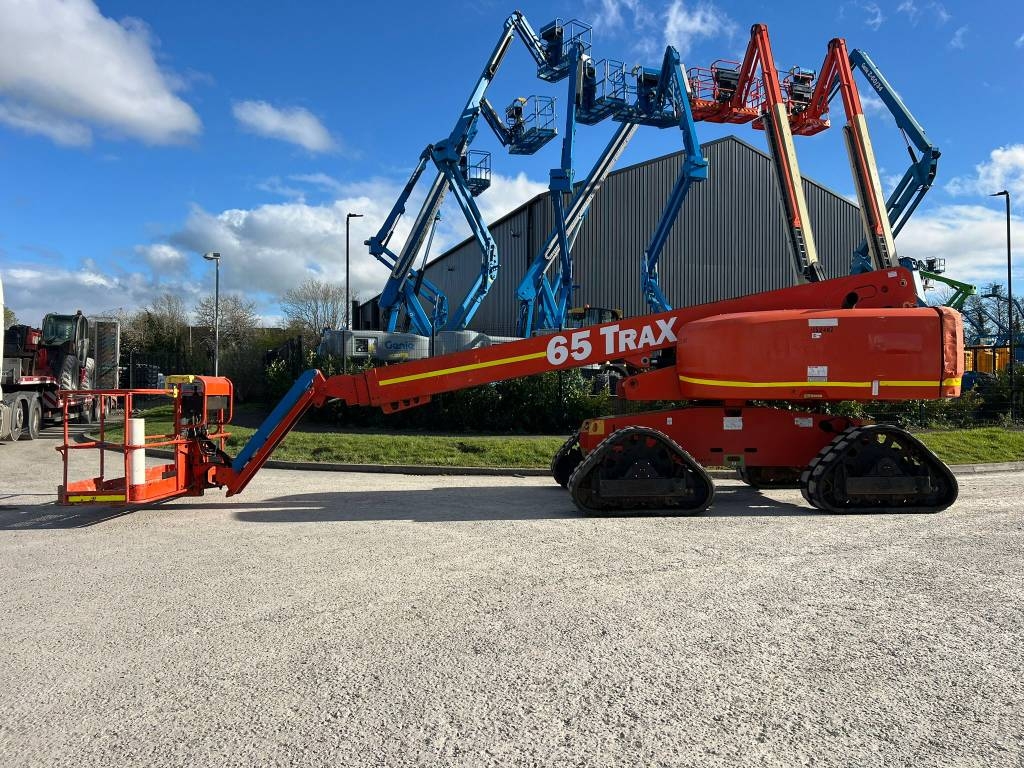 Genie S 65 Trax