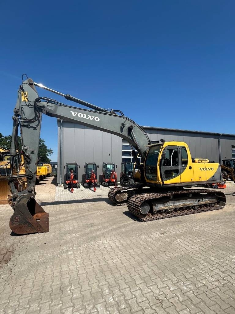 Pelle sur chenilles Volvo EC 210 — occasion 2001