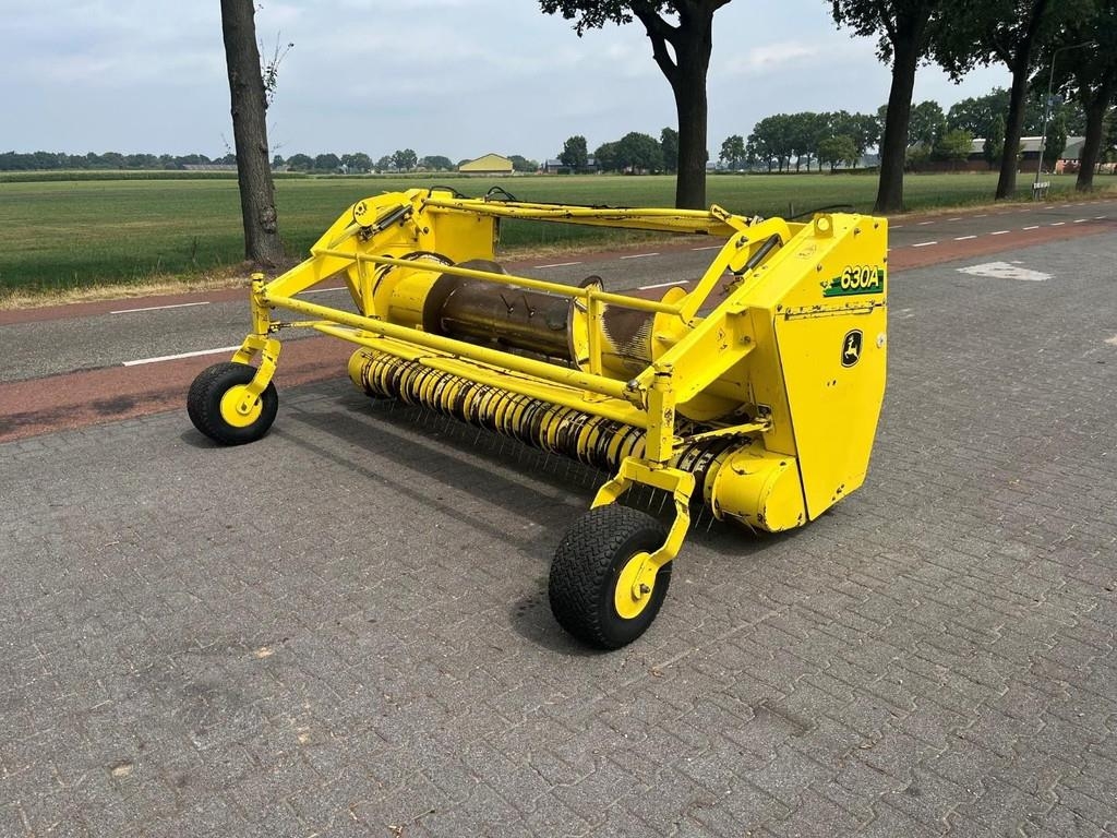 John Deere 630A