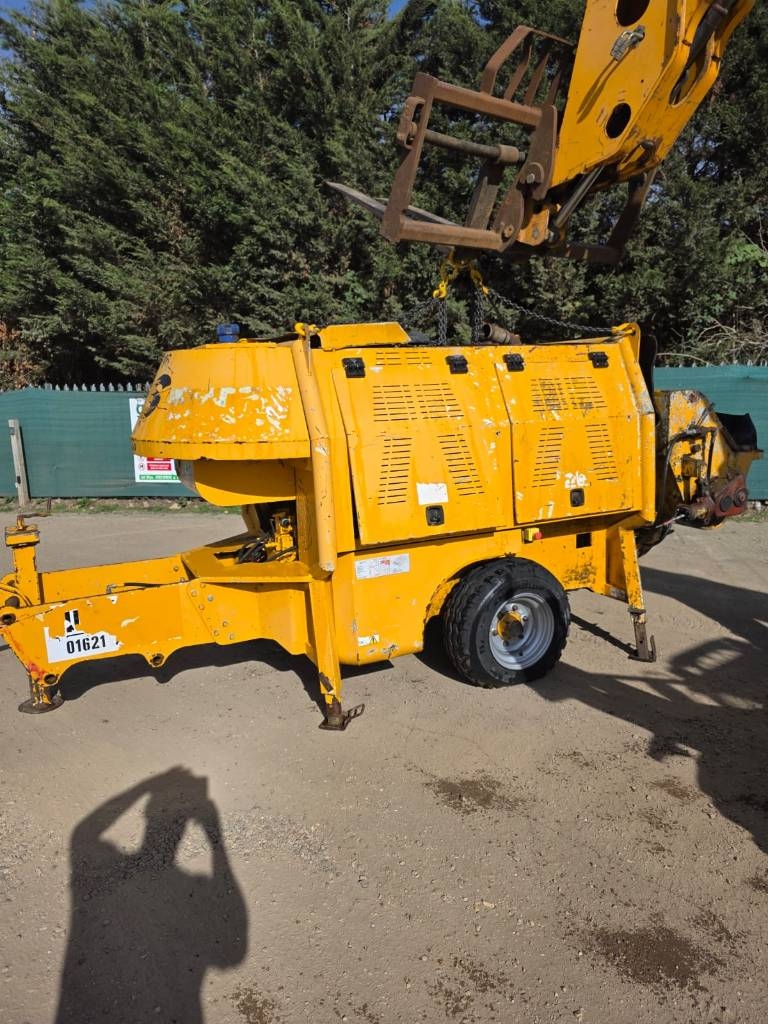 Camion pompe à béton SERMAC SCH 60 C — occasion 2015