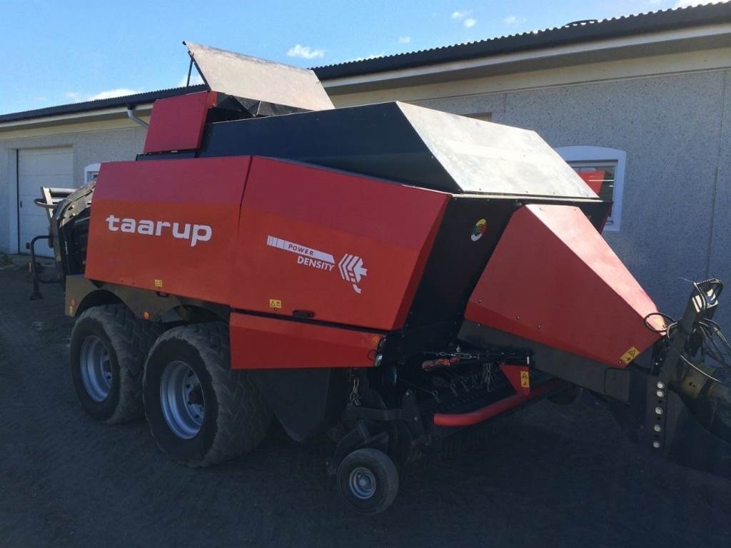 Kverneland Taarup BB6690