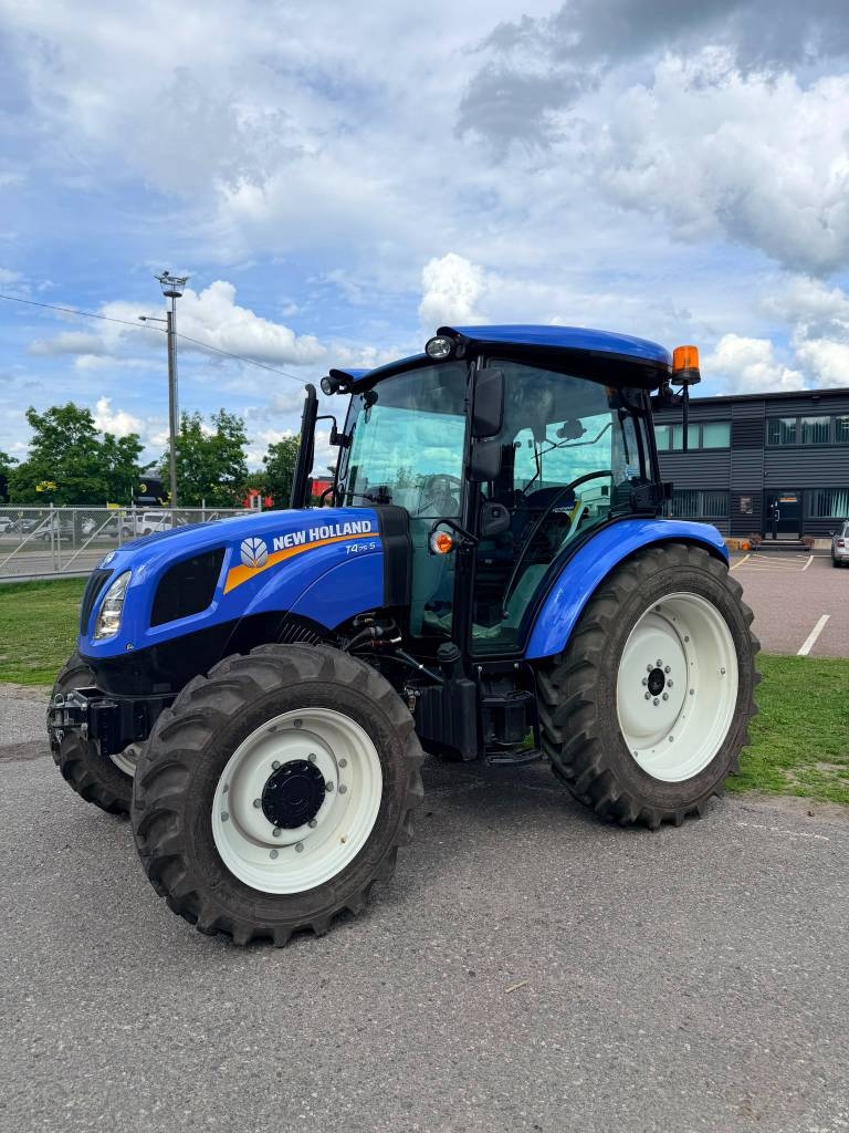New Holland T 4.75