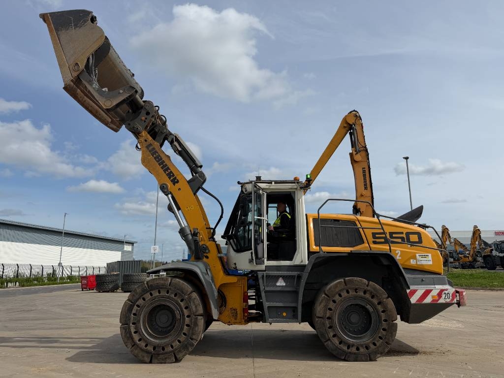 Liebherr L 550 XPower
