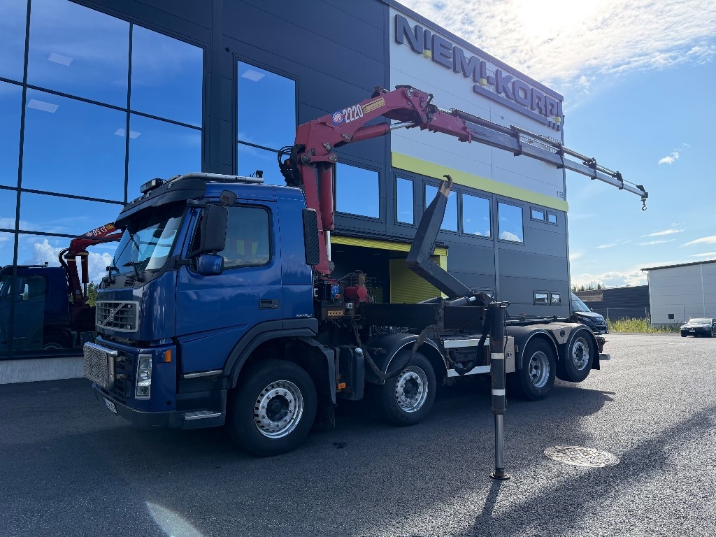 Volvo FM 440 8x2/6