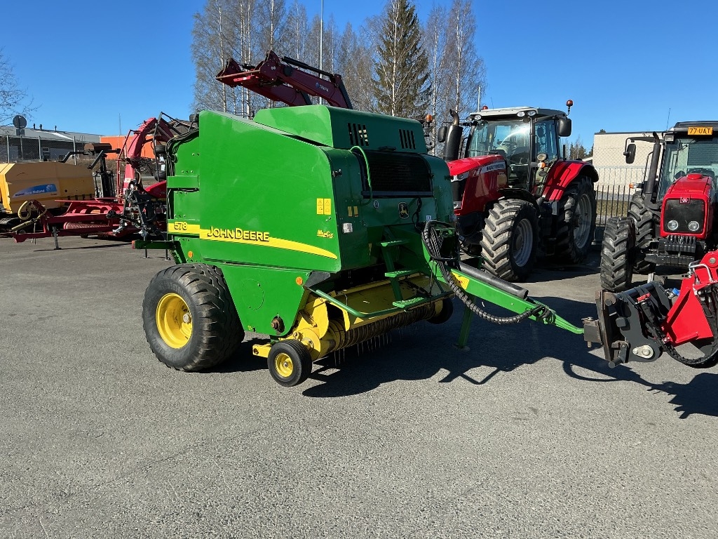 John Deere 578