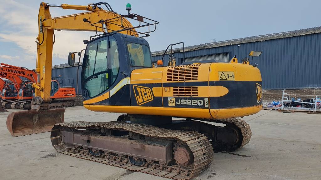 JCB JS 220 LC
