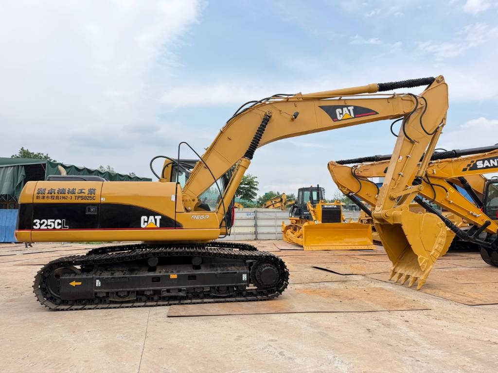 CAT 325CL