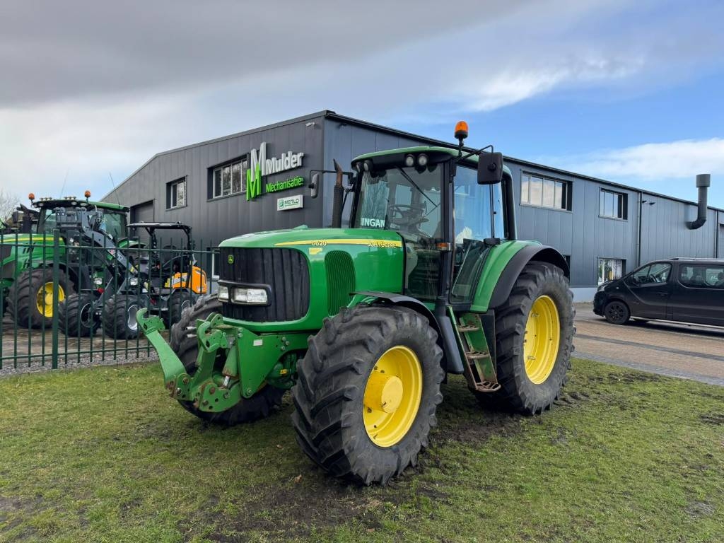 John Deere 6620