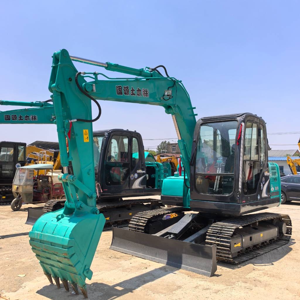 Kobelco SK 75