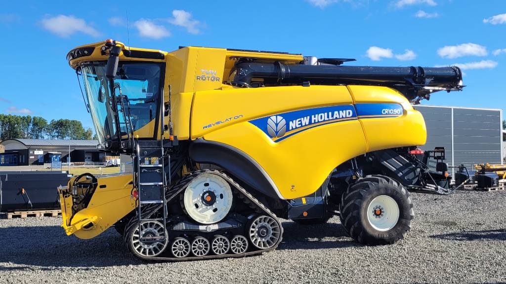 New Holland CR10.90 SmartTrax TG 4WD