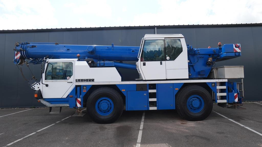 Liebherr LTM 1030