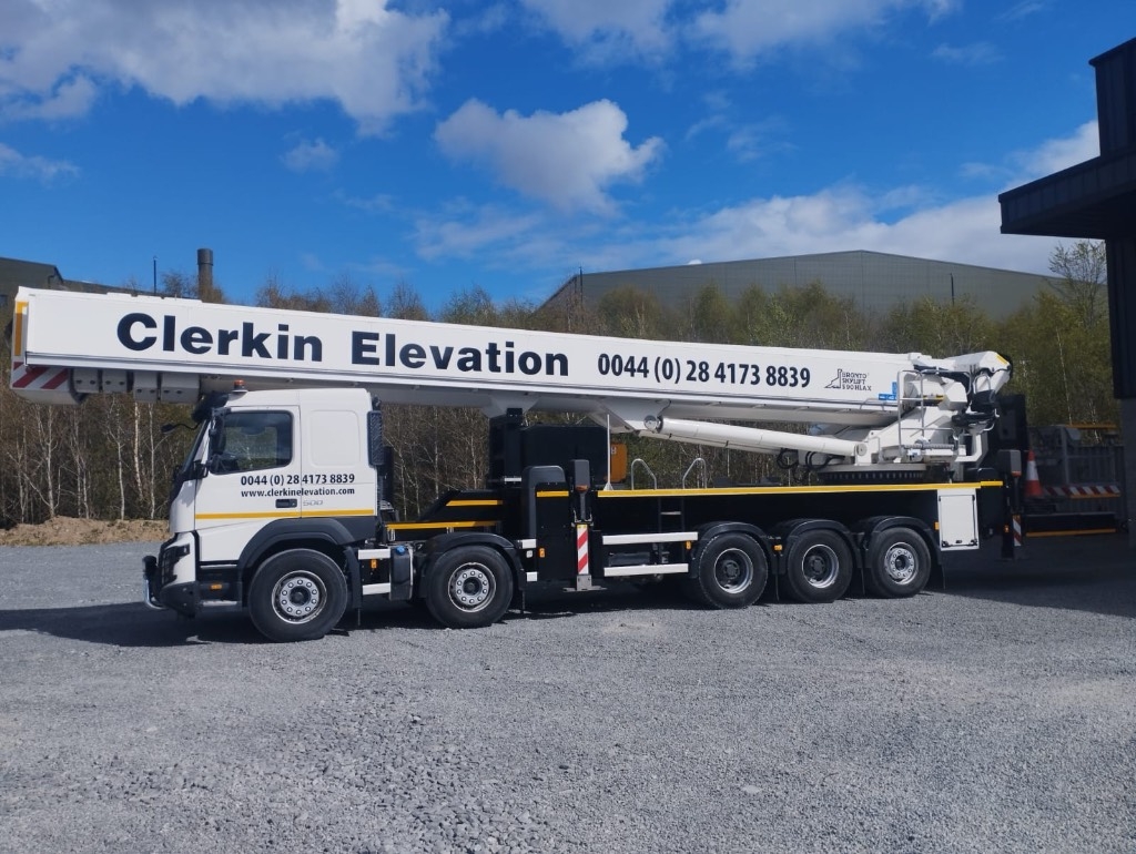 Bronto S90HLA