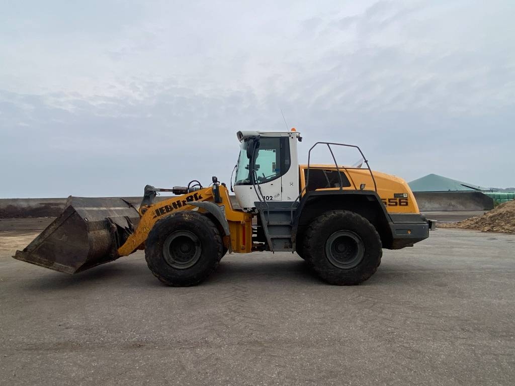 Liebherr 556