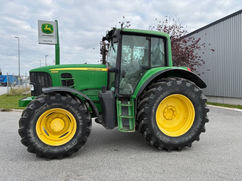 Traktor 6930 4 WD