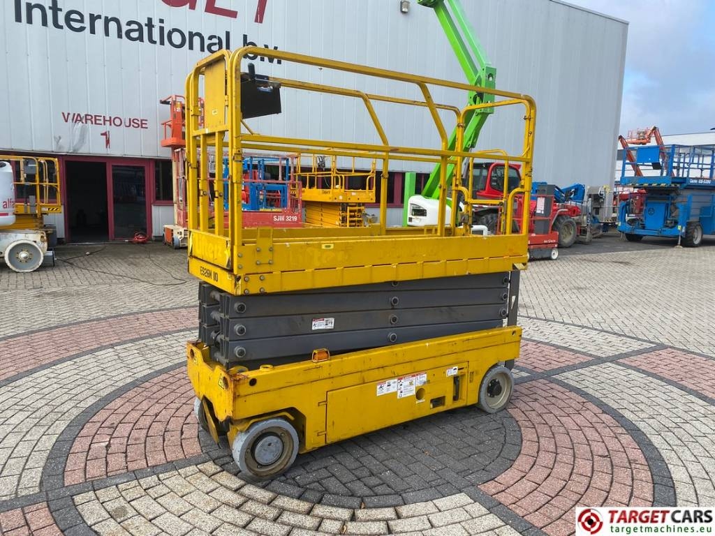 GMG 2632-ED Electric Scissor Work Lift 983cm DEFECT