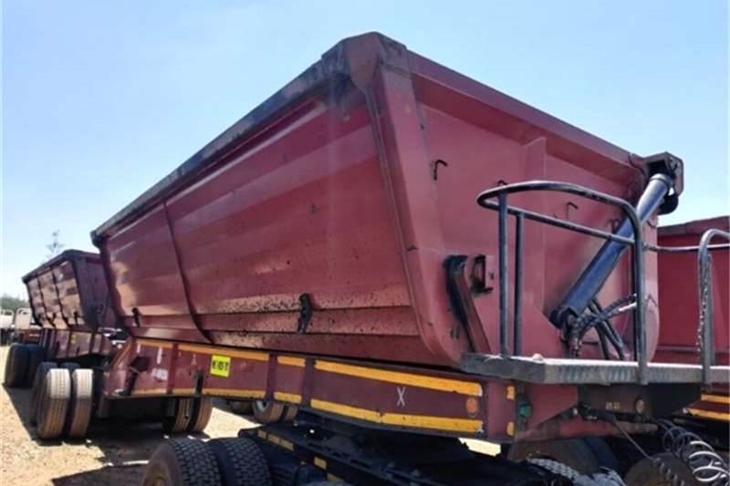 Top Trailer 40M3 LINK SIDE TIPPER TRAILER