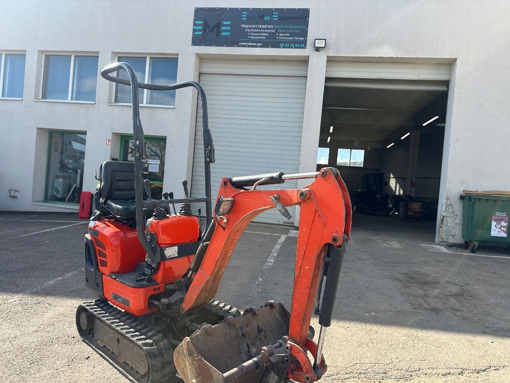 Kubota K 008