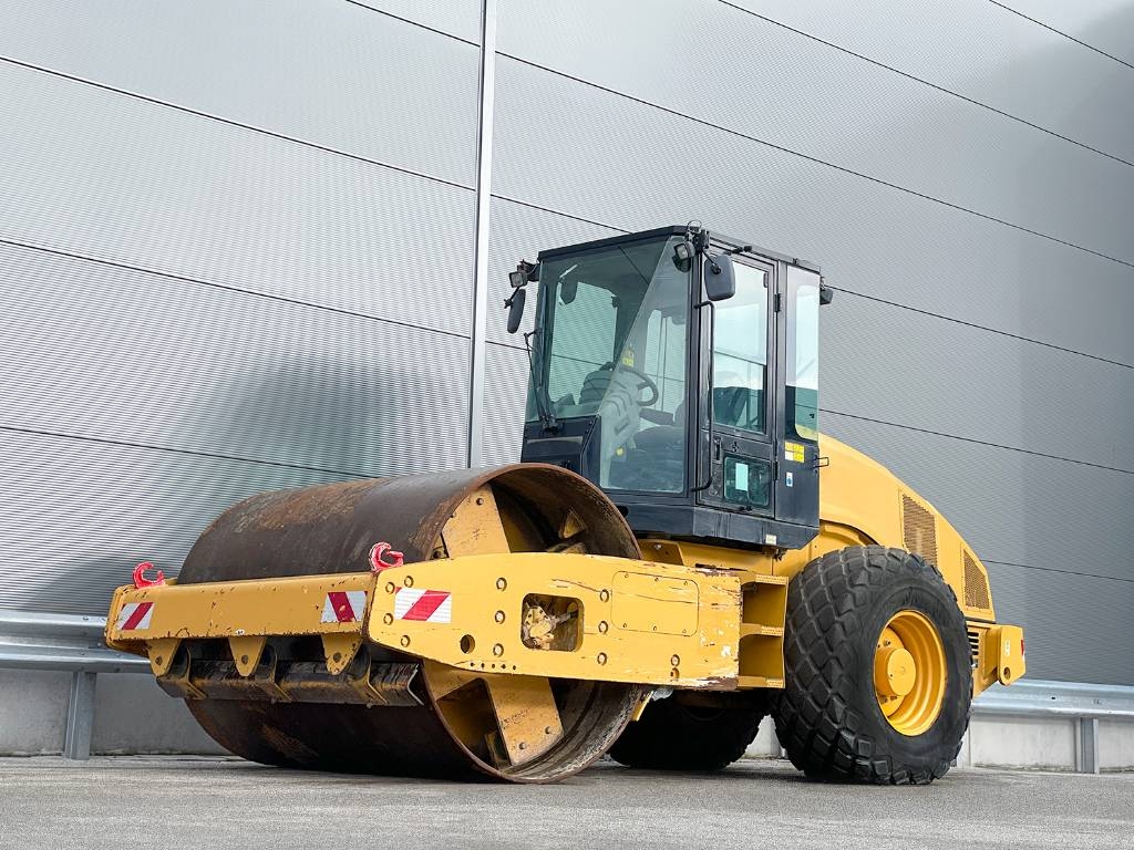 CAT CS56