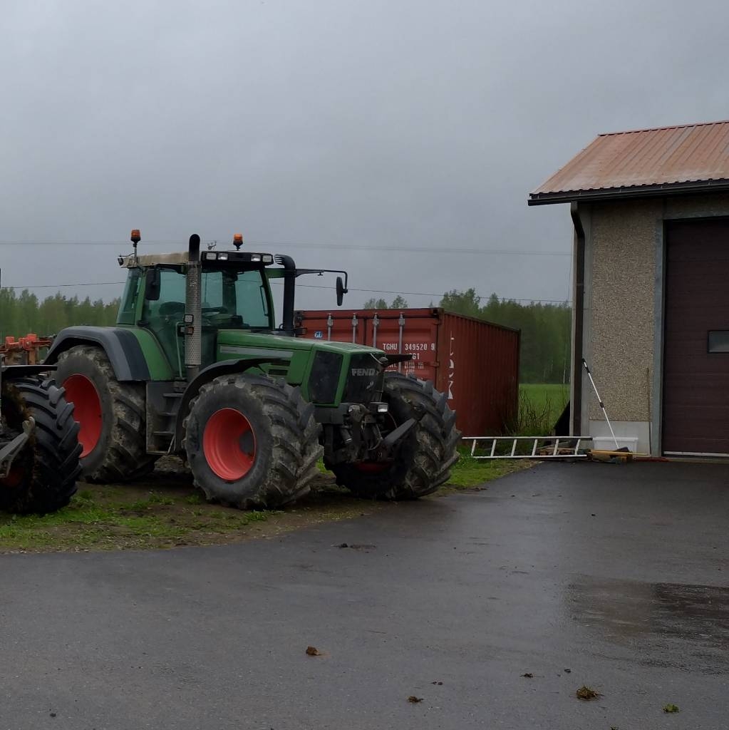 Tracteur agricole Fendt 924 Vario — occasion 1998, 18 500 h