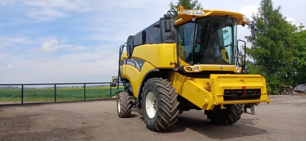 New Holland CX 860