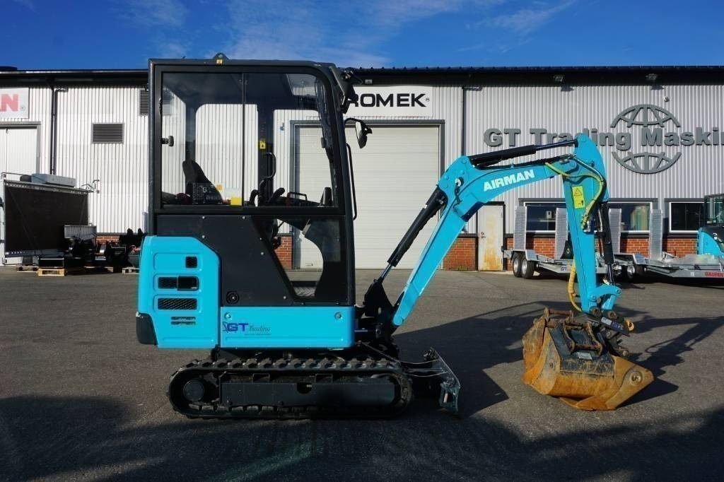 Mini-pelle Airman AX19-7 *Få Timmar* — occasion 2021, 780 h