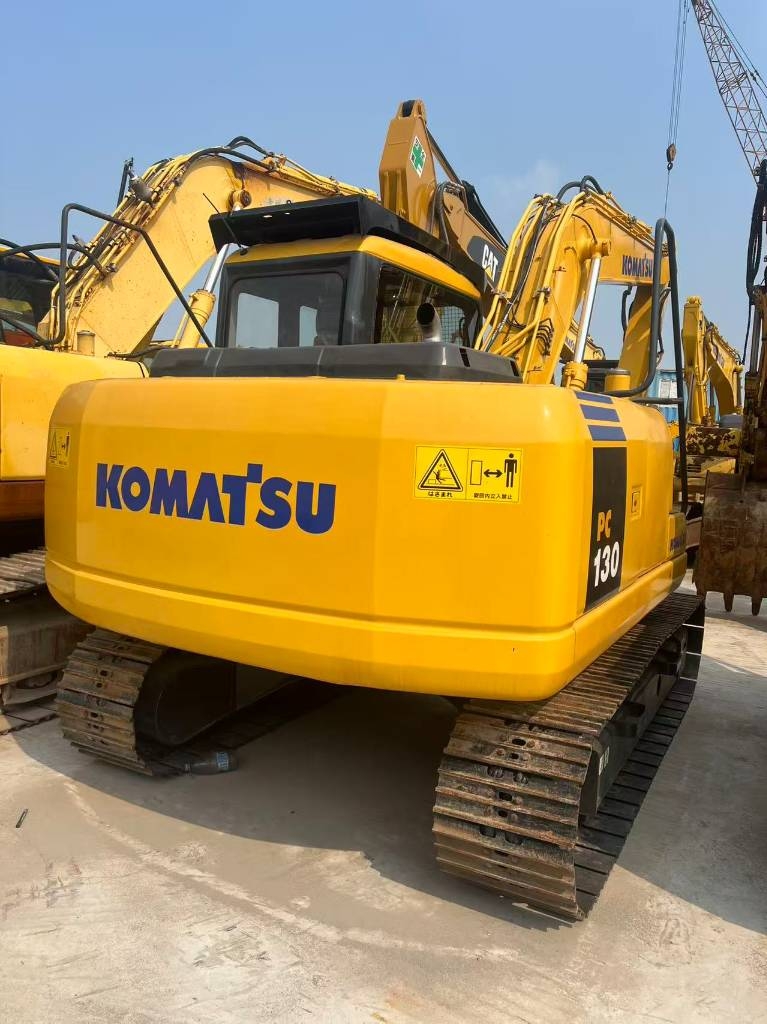 Pelle sur chenilles Komatsu PC 130 LC — occasion 2024, 480 h