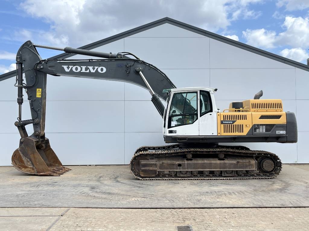 Volvo EC380DL - Automatic Greasing / Quick Coupler