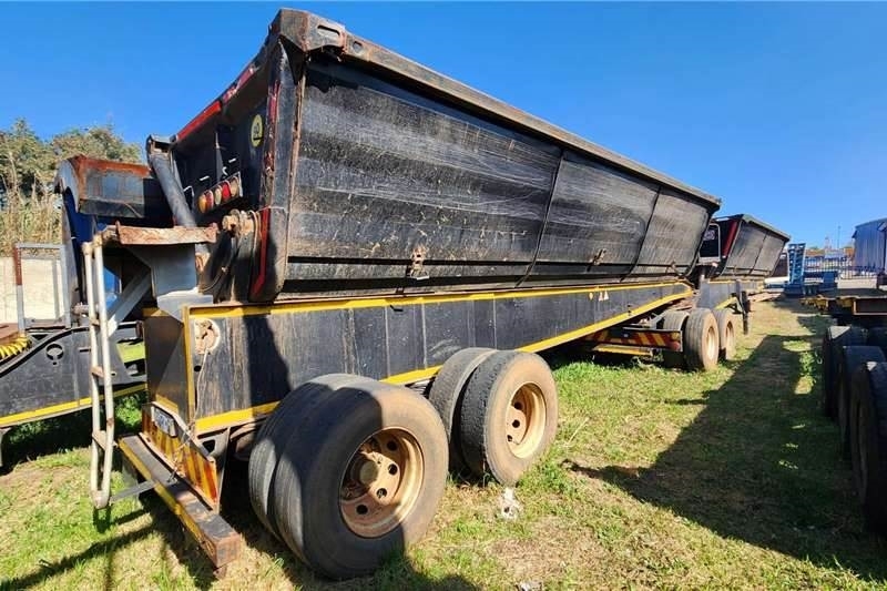 Top Trailer 40 Cube Side Tipper