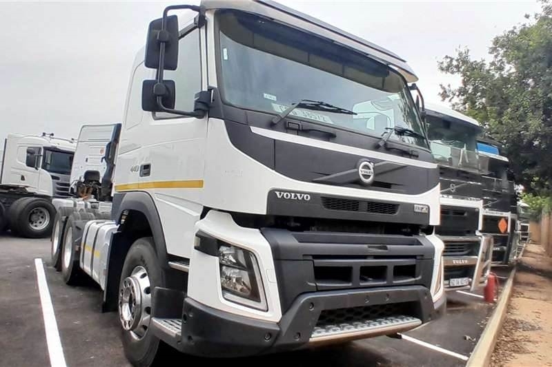 Volvo FMX(4) 440 6Ã—4 SLEEP