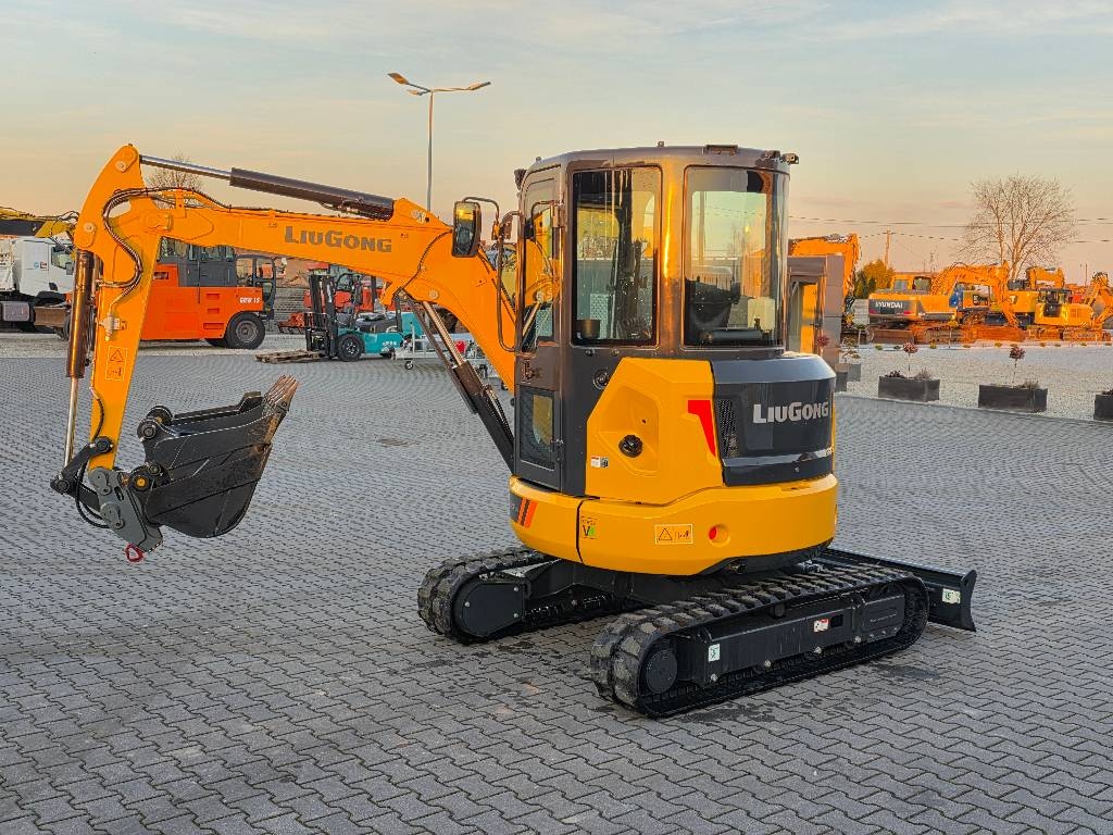 LiuGong 9035F ZTS, AIR CONDITION, 3 BUCKETS