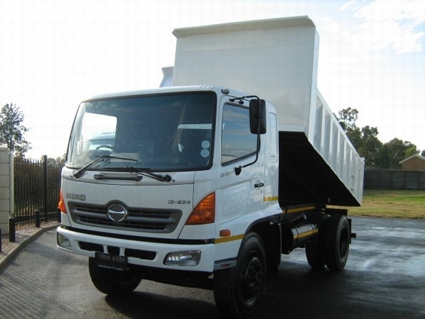 Toyota Hino 13-234