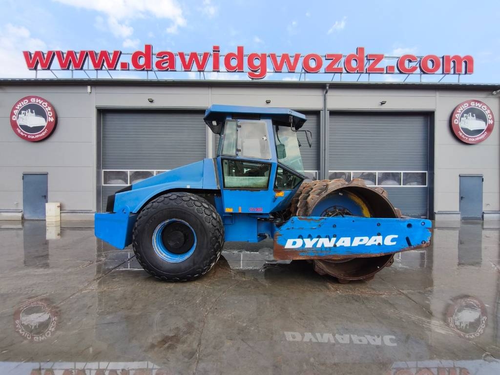 Rouleau monocylindre Dynapac CA 302 D — occasion 2006