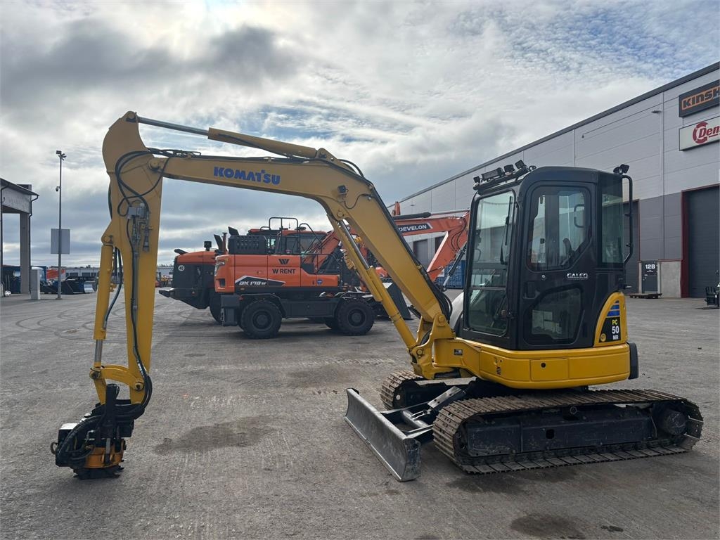 Komatsu PC50MR-2