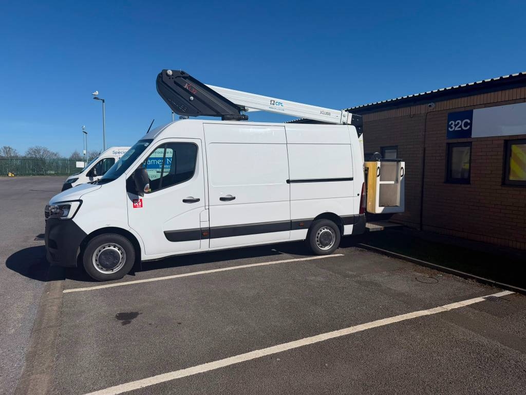 Renault Master 2.3 DCI with KLUBB KL32 12.5m Boom