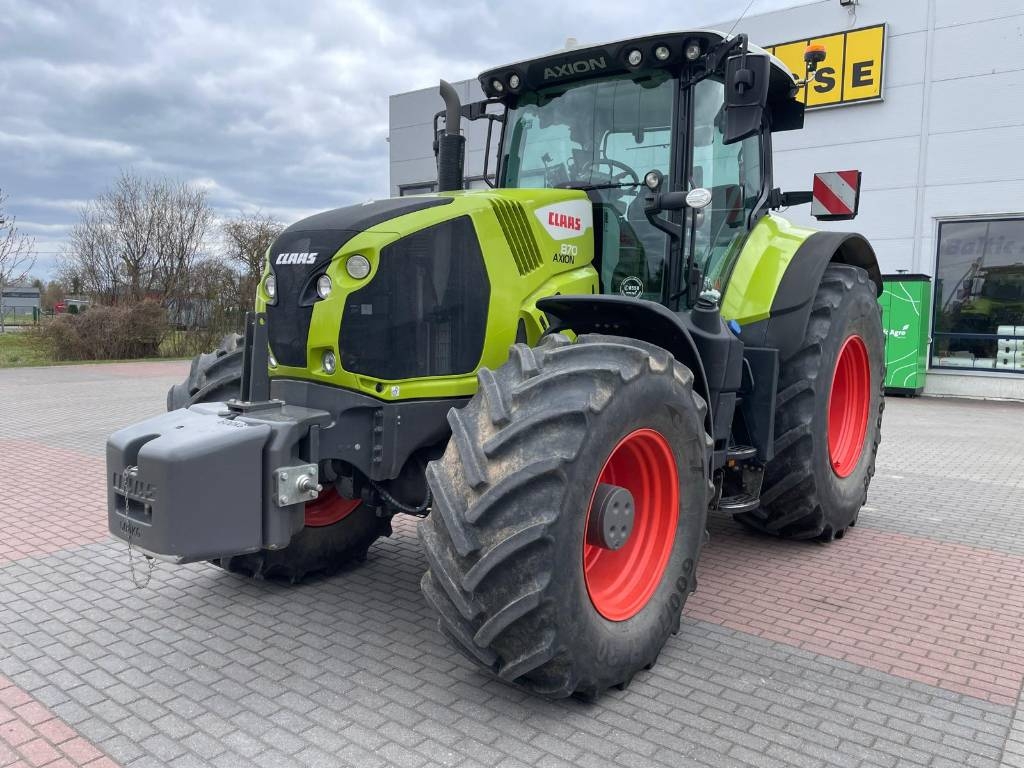 Axion 870
