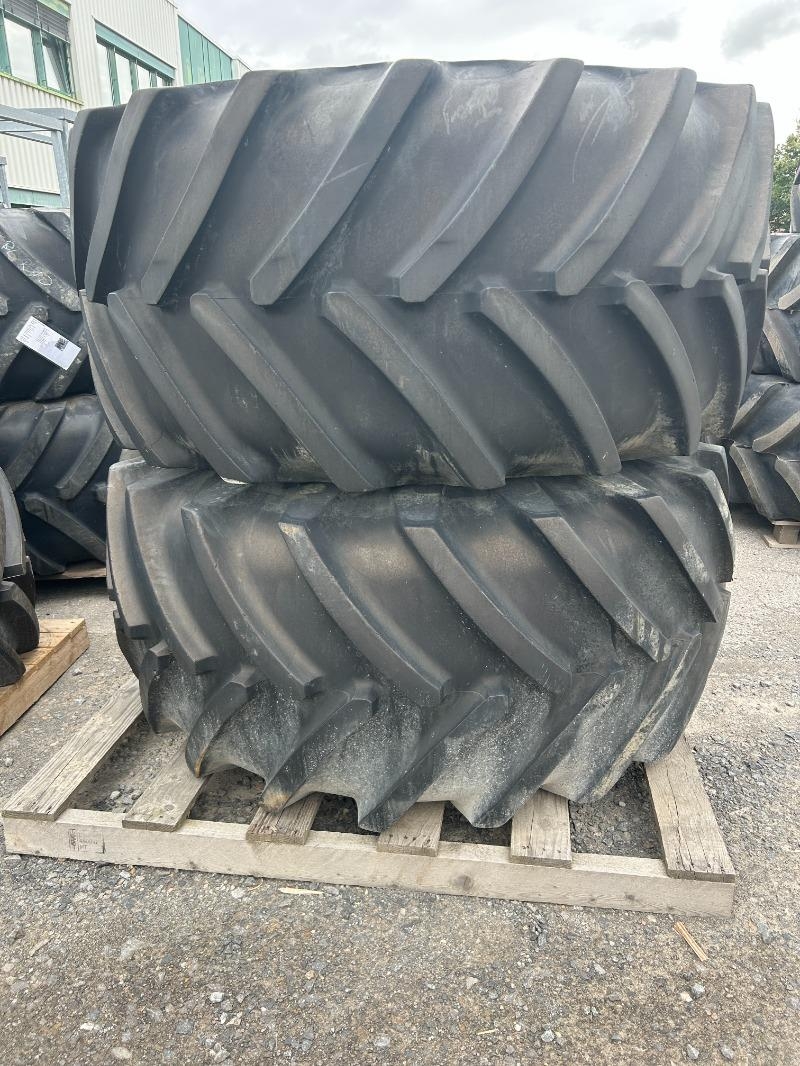 Michelin 800/65R32