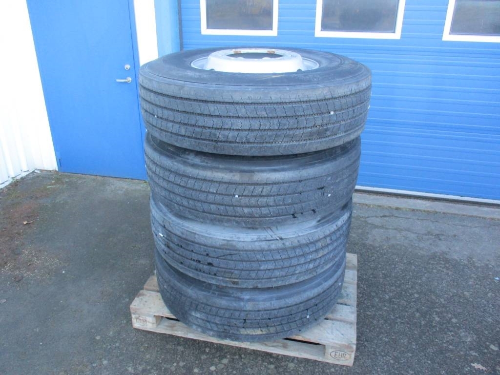 Michelin Goodyear Continental 315/8R22,5